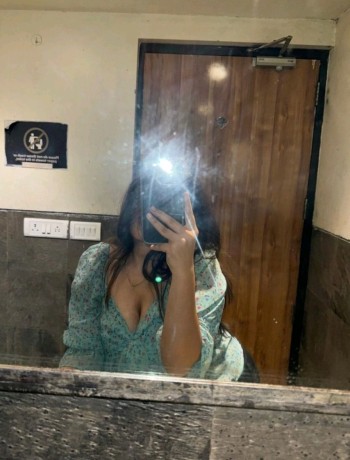 miss-neha-here-girls-booking-available-nightshotlive-video-call-service-coprated-girls-dancepills-partymassage-services-big-0