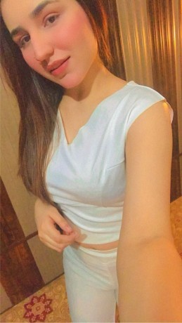 sana-khan-luxury-escort-03267543500-big-2